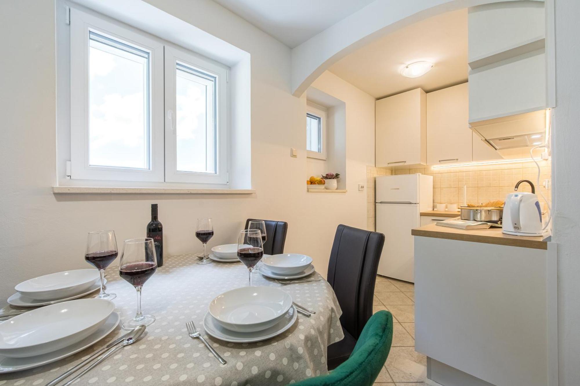 No.3 Apartment